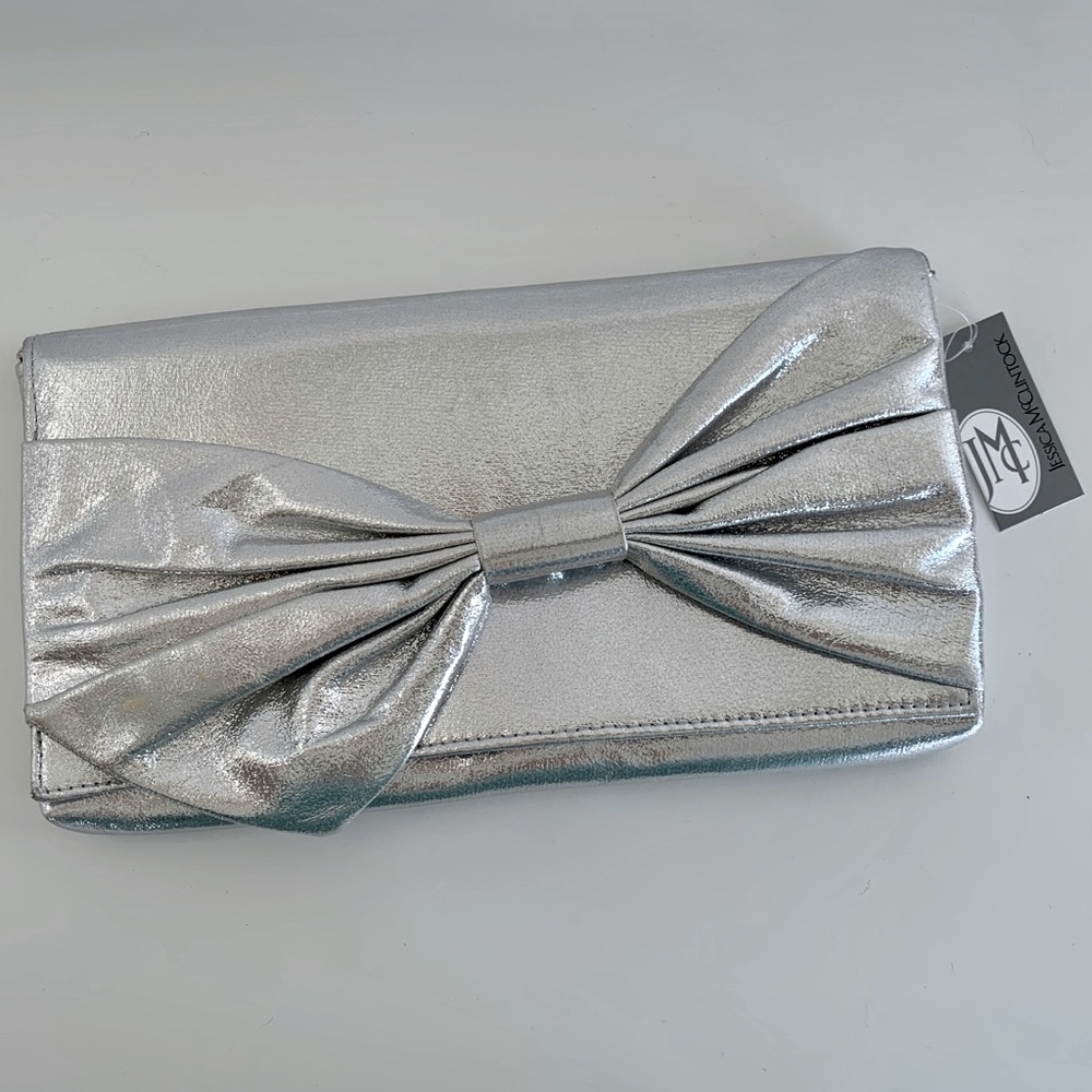 🟢 Holiday Jessica McClintock Clutch silver Bow New with Tag chain snap with Flaw